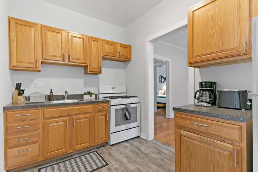 Well-Furnished 1Br Apt In Popular Spot - Belmont J3 Chicago Exteriör bild